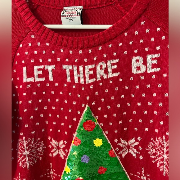 Christmas Sweater Reversible Design - Picture 4 of 8